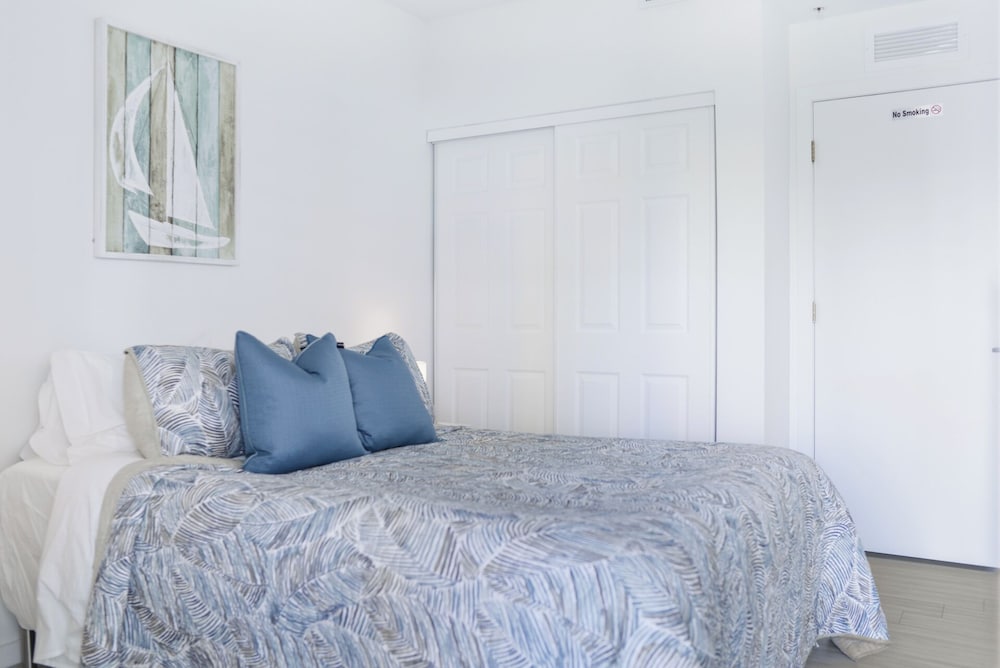 Comfort Condo, 1 Bedroom photo 2