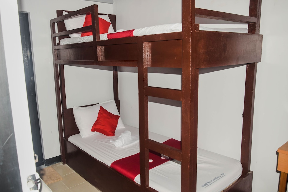 Deluxe Double Room - Photo 9