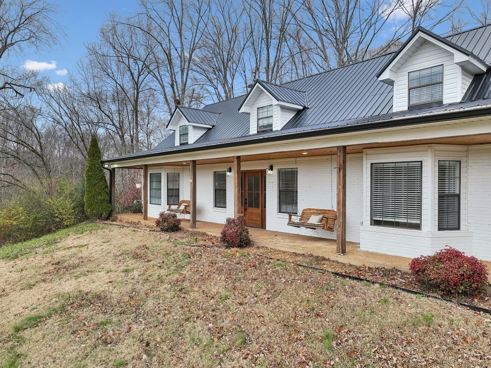 House (4 Bedrooms) photo 1