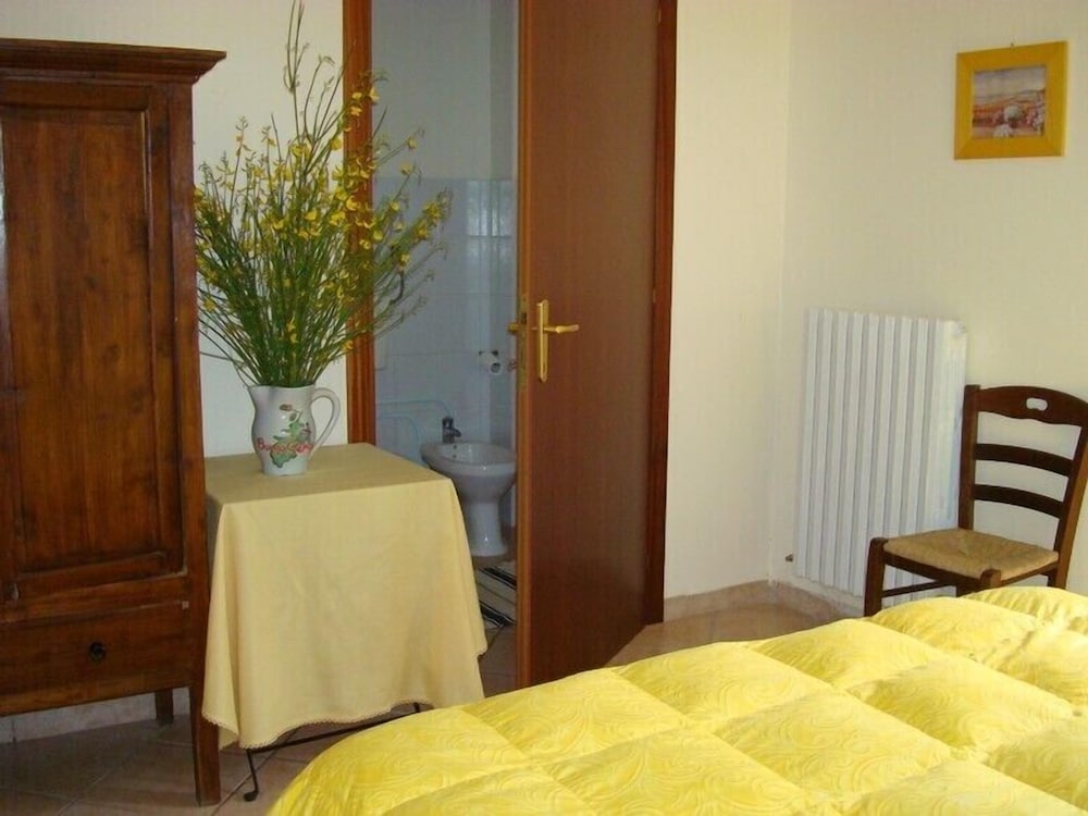 Family Quadruple Room photo 2