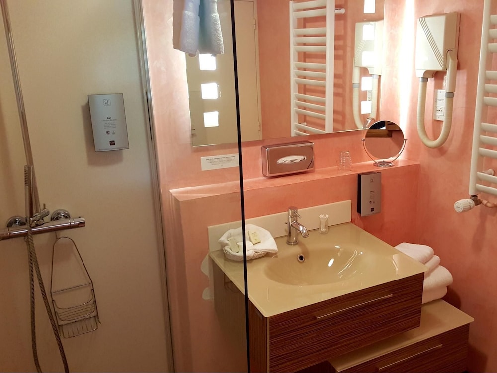 Superior Double Room - Photo 3