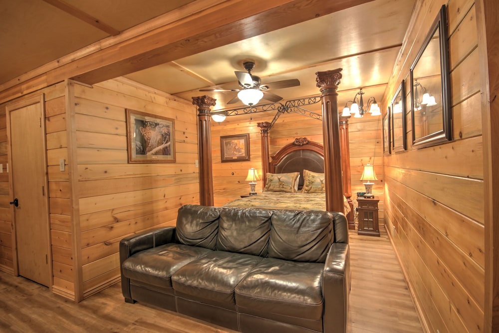 Deluxe Studio Suite photo 2