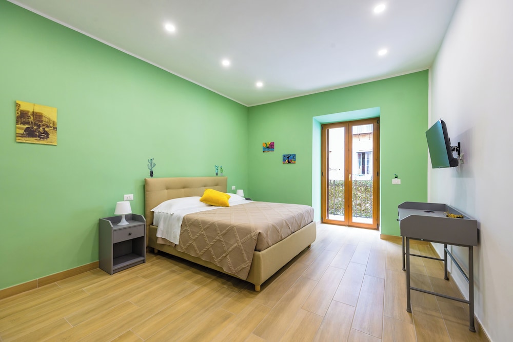 Comfort Apartment, 1 Queen Bed with Sofa bed, Non Smoking, Balcony