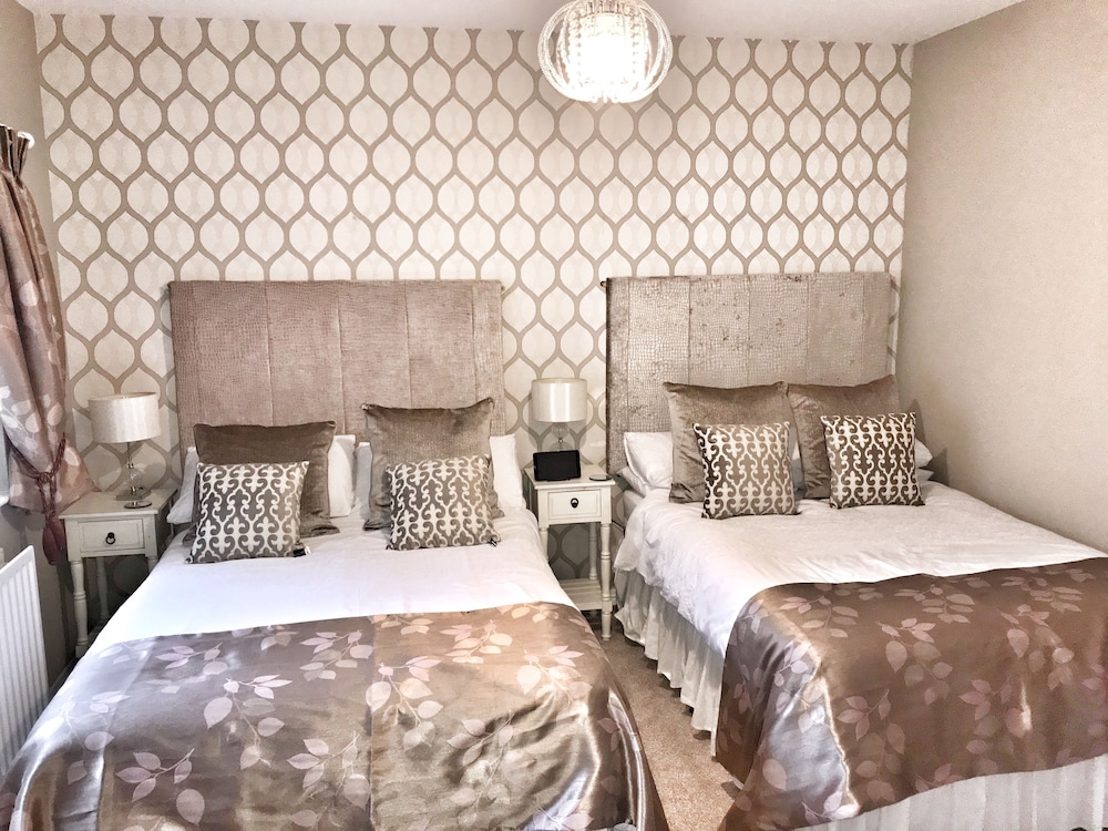 Family Room, 2 Double Beds photo 1