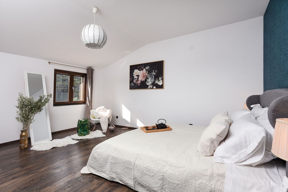 Villa, 4 Bedrooms, Private Pool, Mountain View photo 2