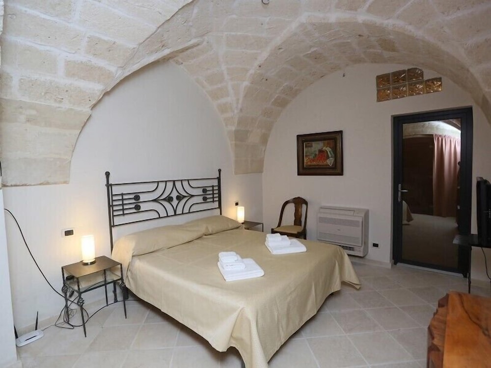 Double Or Twin Room photo 3