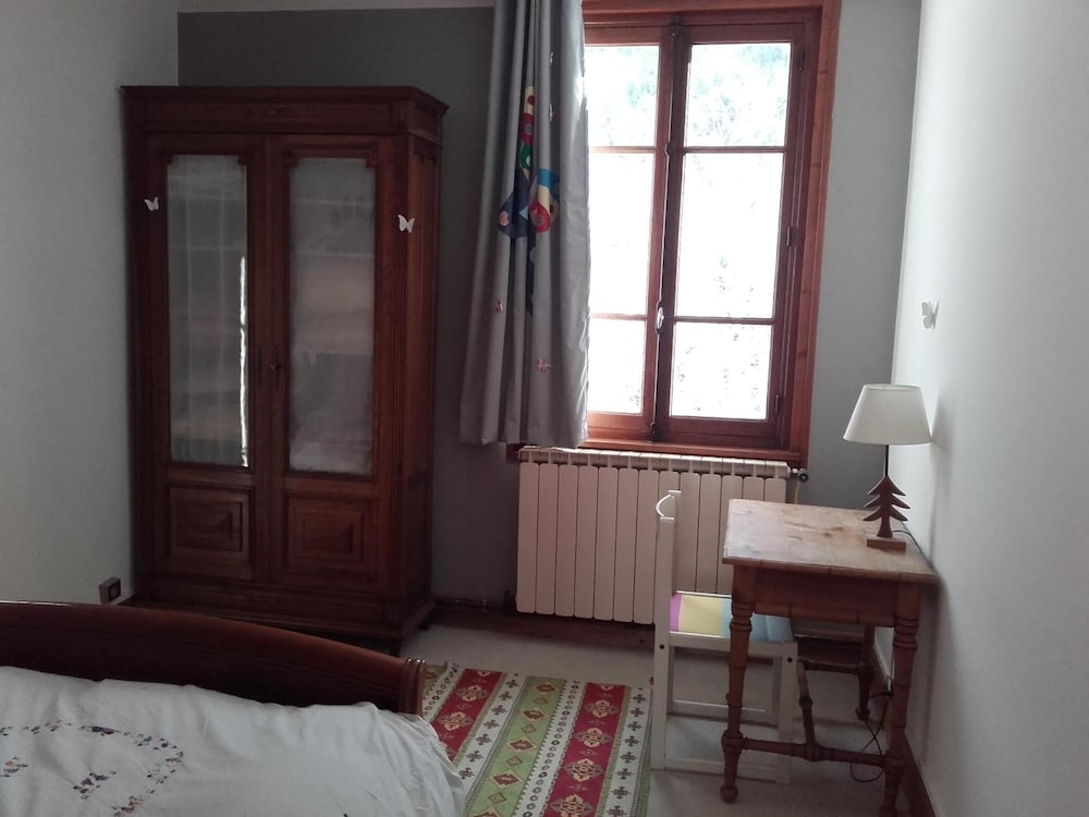 Double Room, Shared Bathroom photo 2
