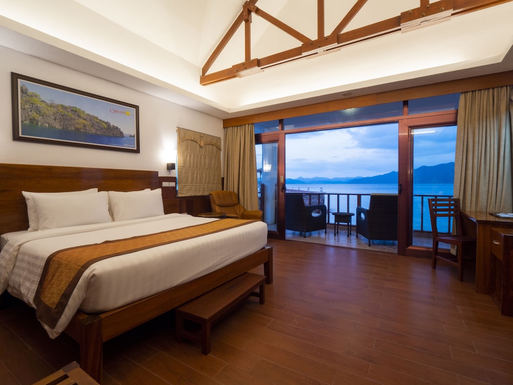 Studio Single Villa - Photo 1