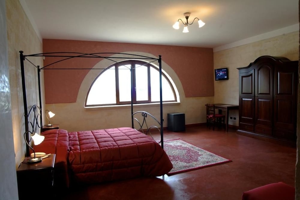 Deluxe Quadruple Room, Balcony photo 1