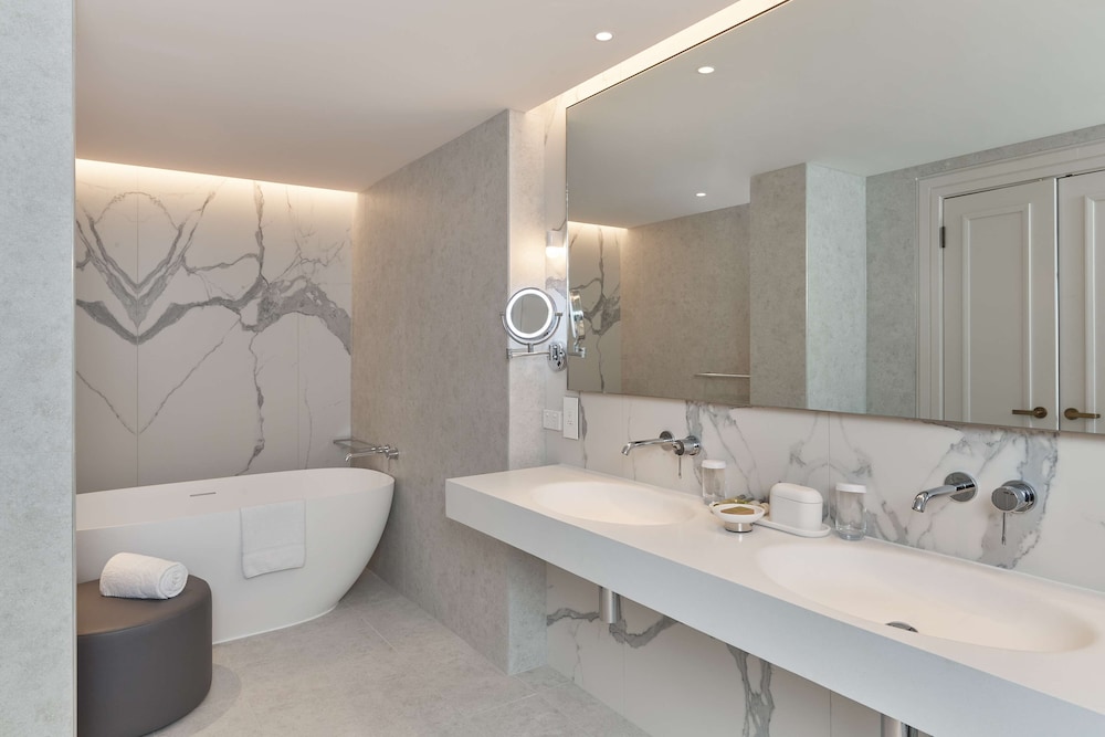 King Premier Suite - Photo 5