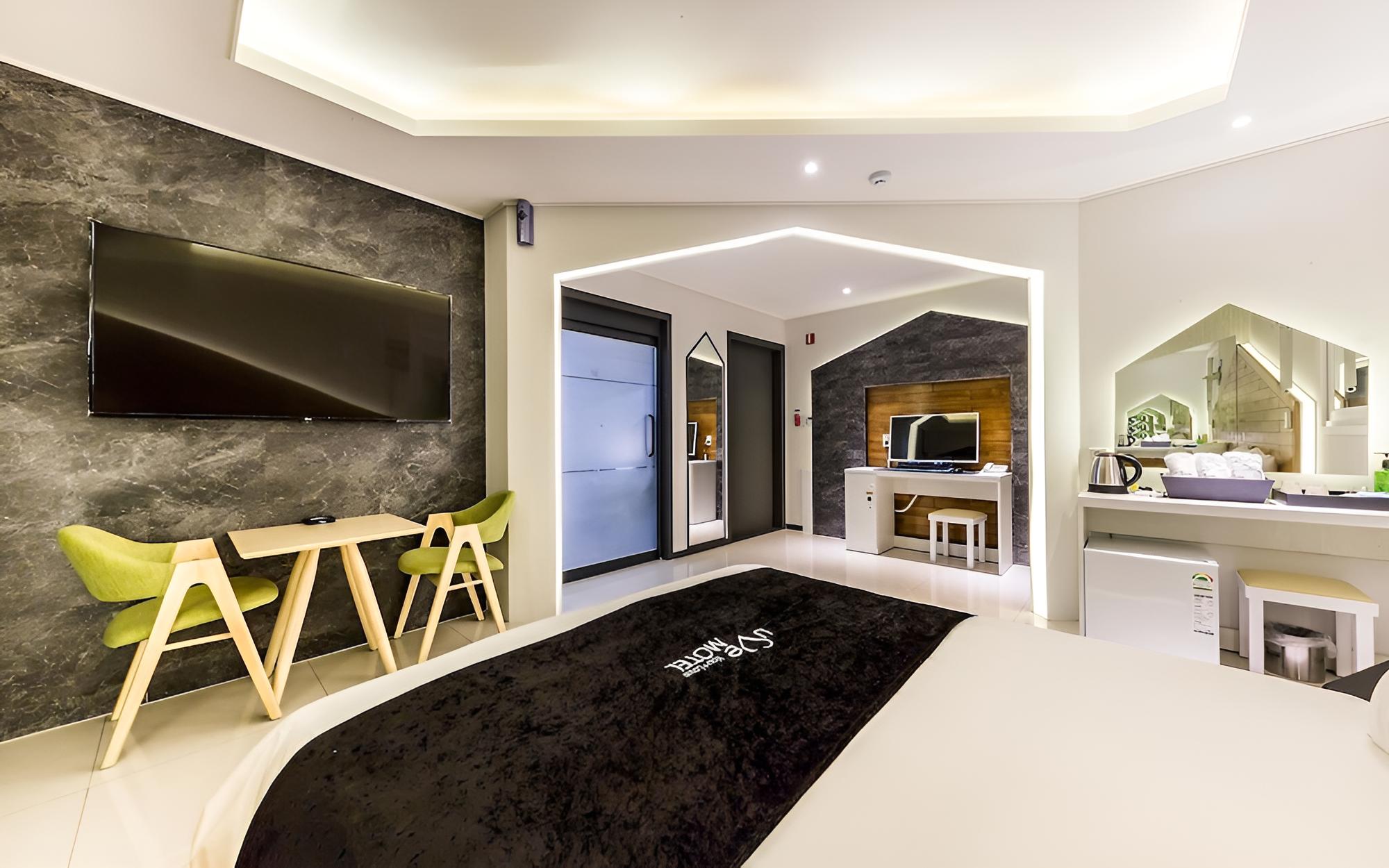 Room (Deluxe room) - Photo 15