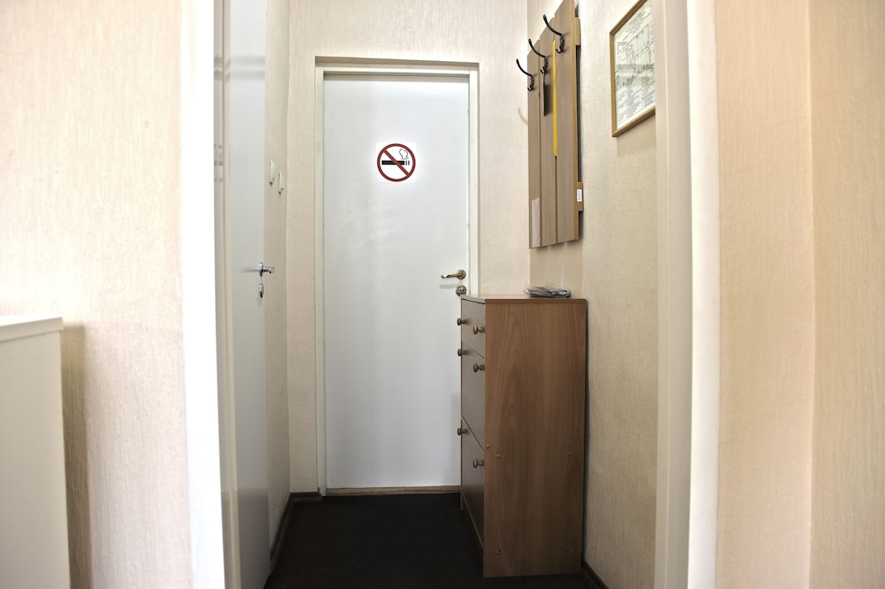Business Quadruple Room photo 2
