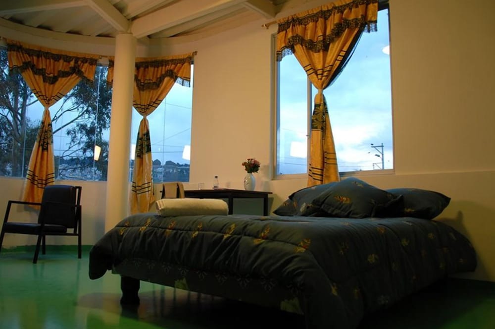 Family Double Room, Non Smoking, Private Bathroom photo 3