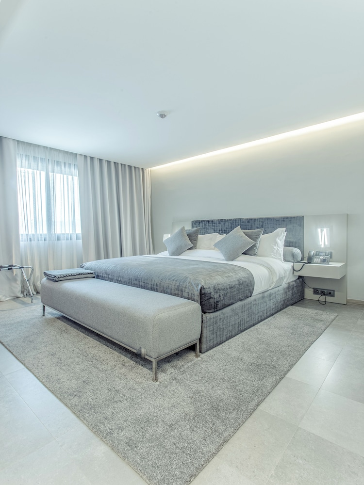Luxury Apartment photo 3