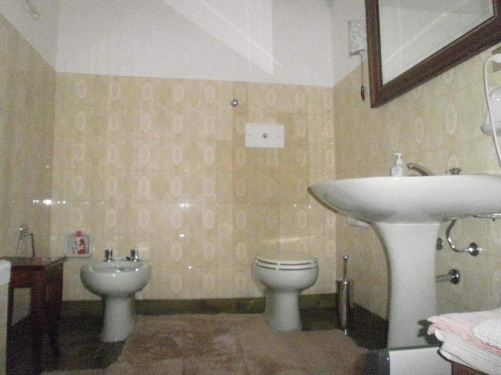 Double Room, Private Bathroom photo 3
