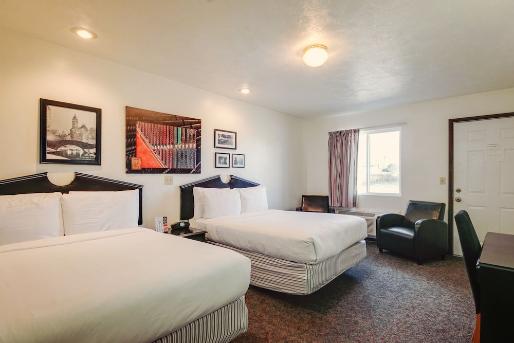 Double Queen Room photo 1