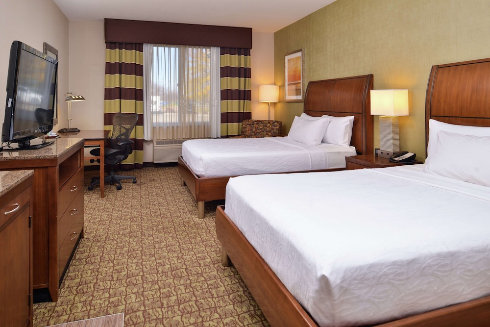 Room, 2 Queen Beds, Accessible - Photo 2