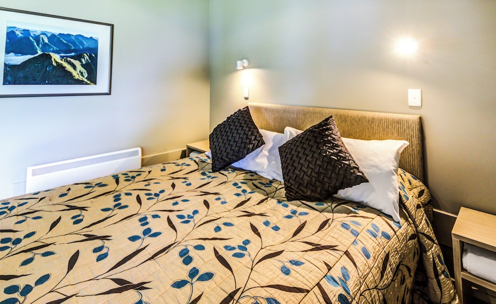 Two Bedroom photo 2