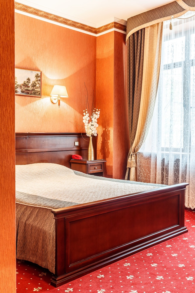 Standard Room photo 2