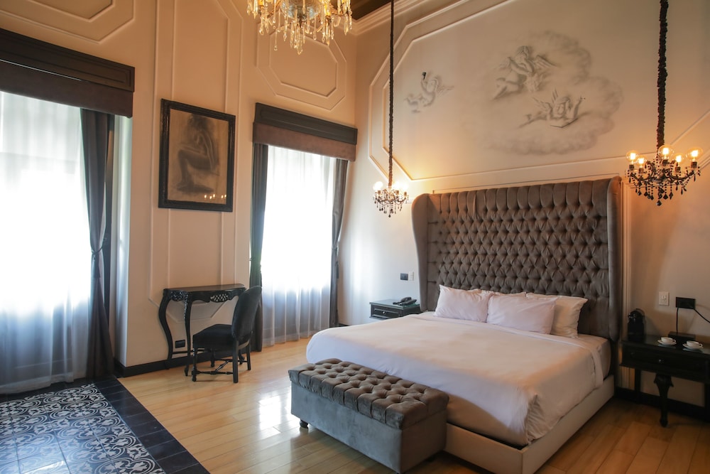 Balcony Suite
