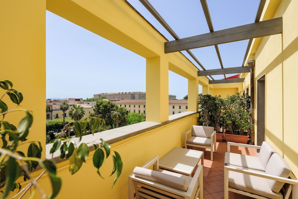 Junior Suite, Balcony - Photo 6