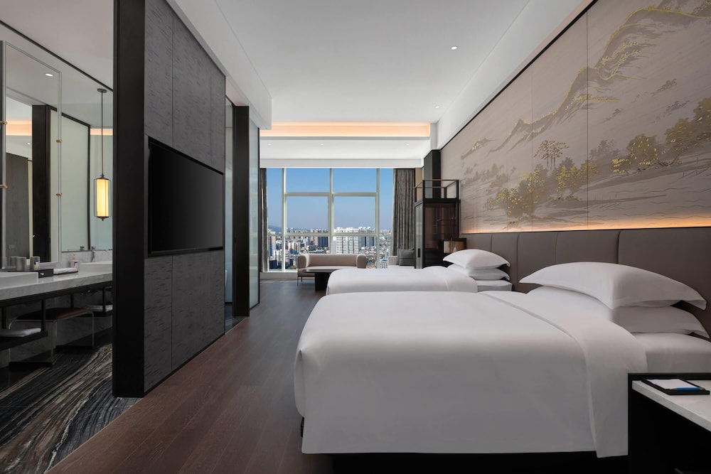 Deluxe Room, 2 Twin Beds