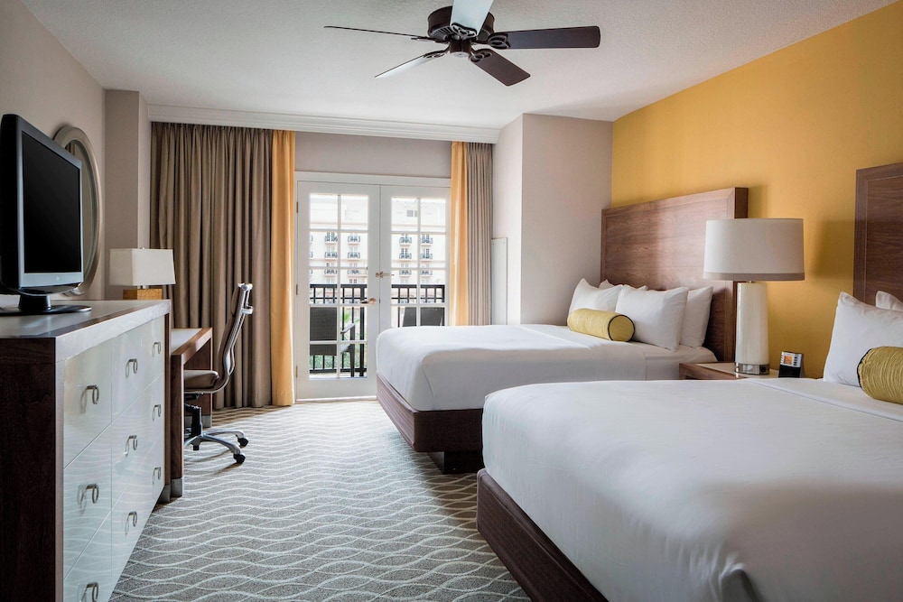 Guest room, 2 Queen, Florida view, Emerald Bay