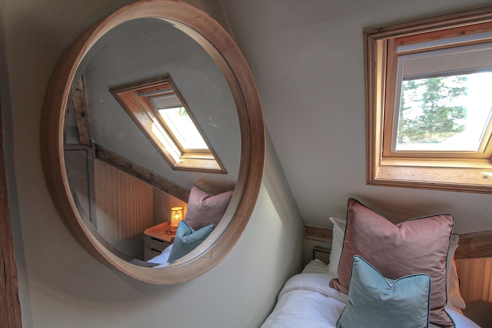 Twin Room, Ensuite - Photo 6
