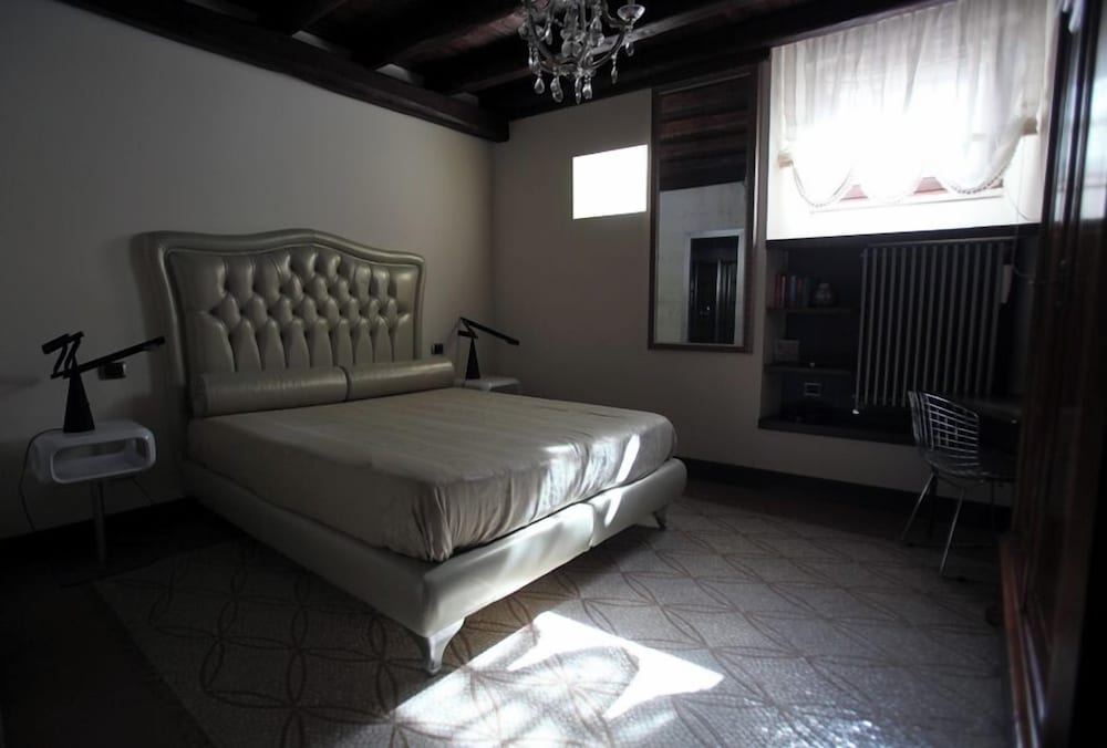 Comfort Room photo 1