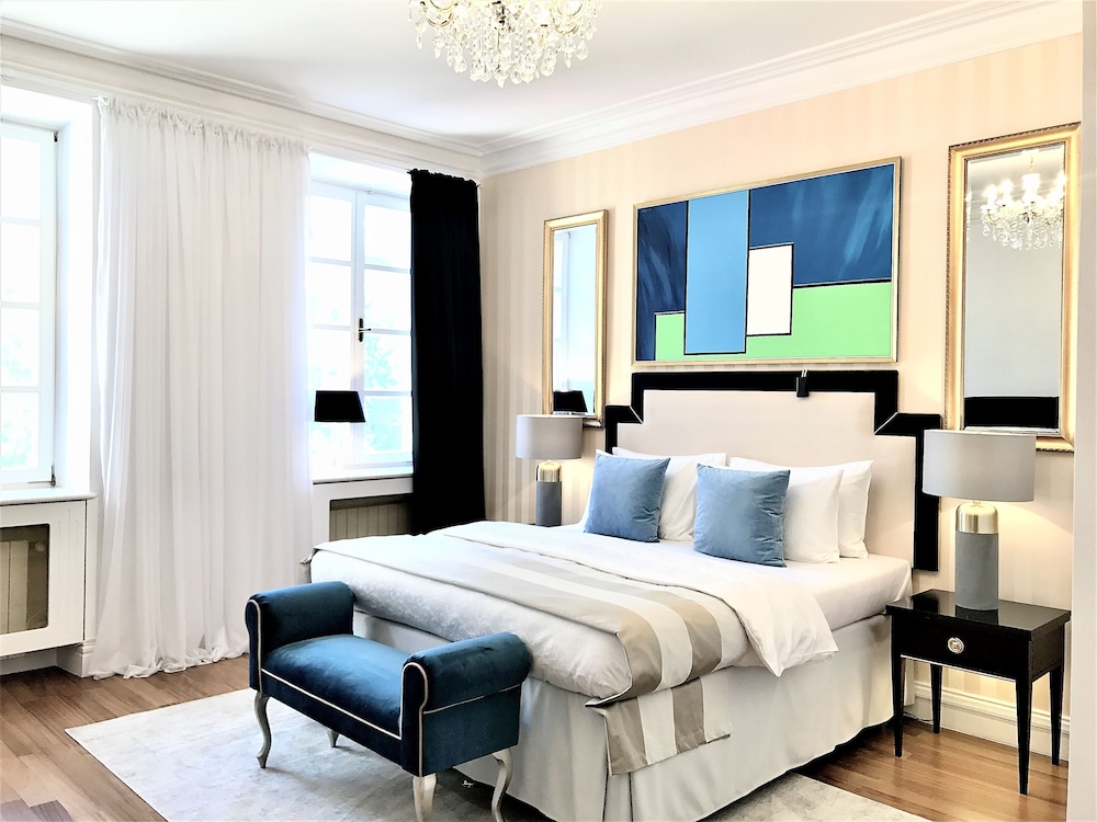 Presidential Suite, 3 Bedrooms, 2 Bathrooms (Market Square view, 180 m2)