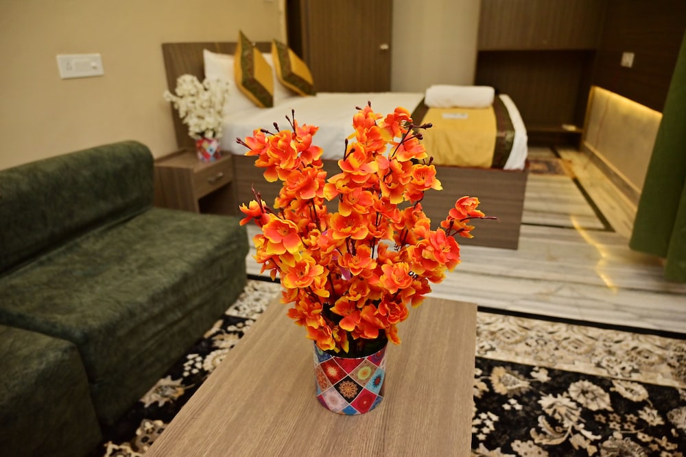 Family Room - Photo 9