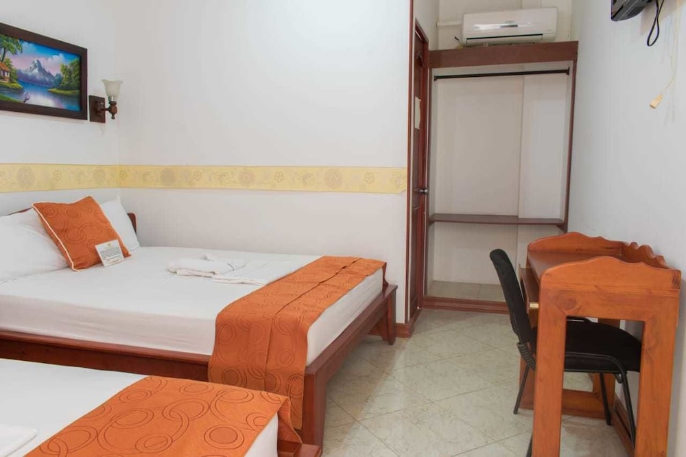 Triple Room, Multiple Beds photo 2