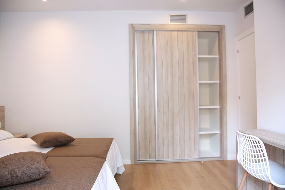 Design Apartment, Multiple Beds, City View (Apartamento 3-5 pax Deluxe) photo 3