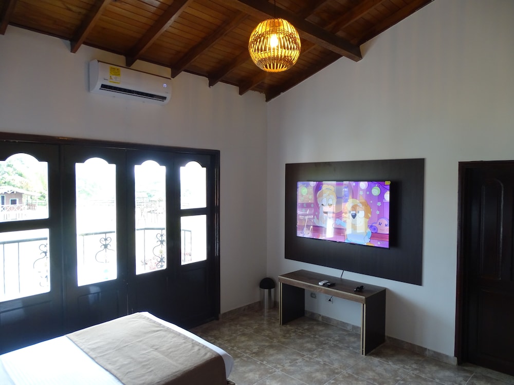 Family Room photo 2