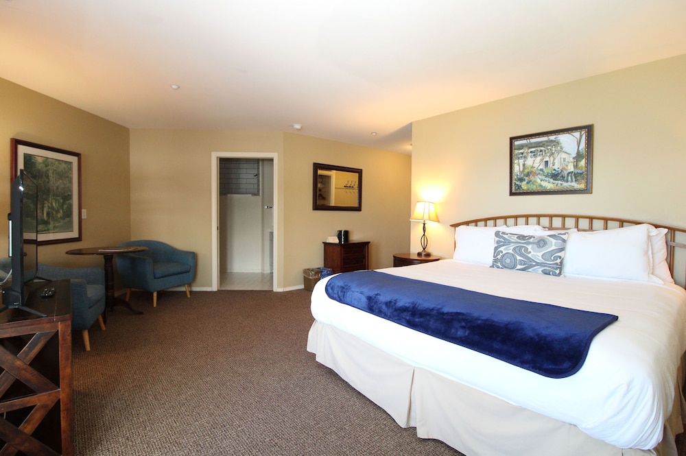 Premium King Room Bay View Balcony