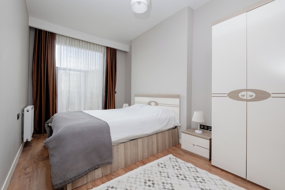 Comfort Residence with a balcony photo 3