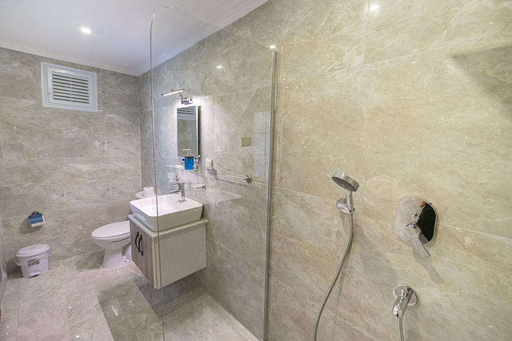 Standard Triple Room photo 2