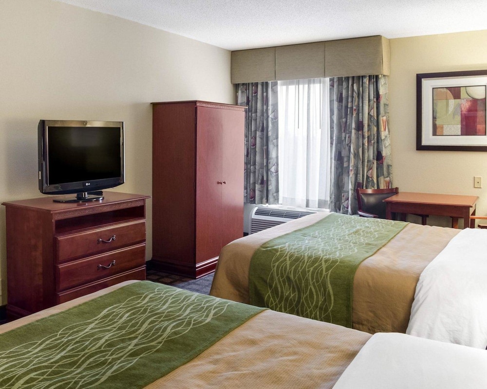 Standard Room, 2 Queen Beds, Non Smoking photo 1