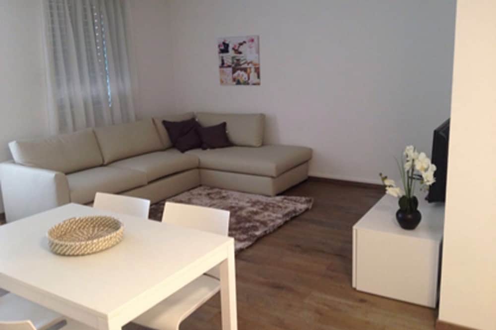 Apartment, 1 Bedroom (Charles de Marval) photo 1