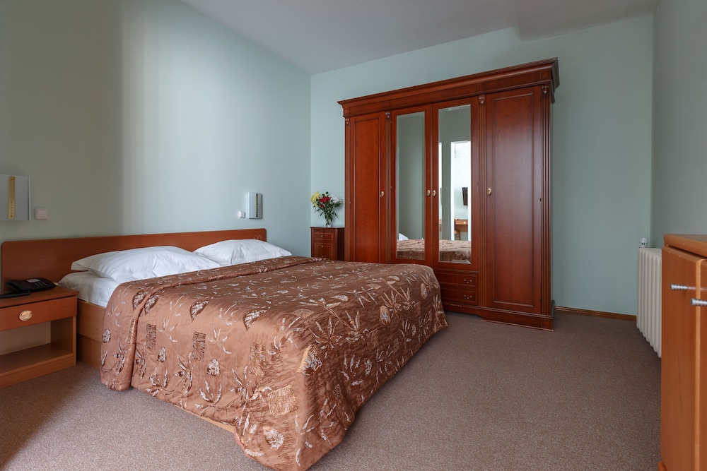 Deluxe Room, 1 Bedroom, Accessible photo 3