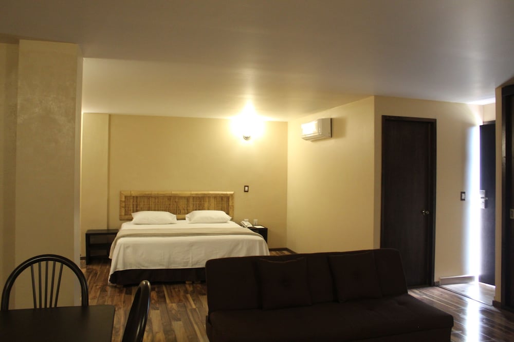 Studio Comfort Master Suite