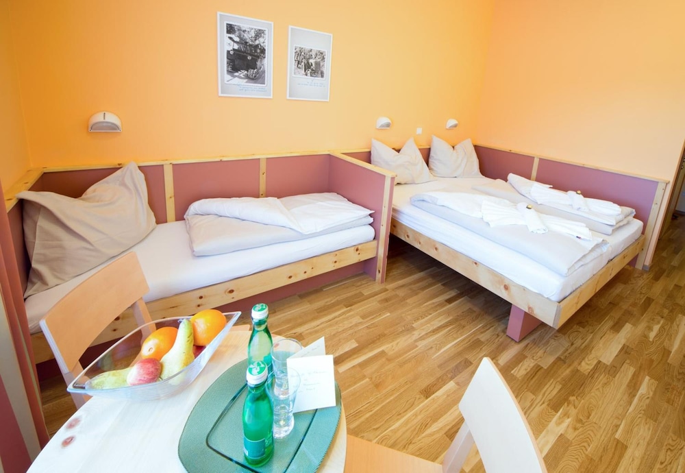 Five-Bed Room photo 3