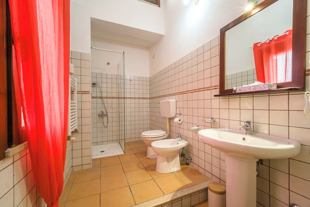 Superior Triple Room, Non Smoking, Garden View photo 2