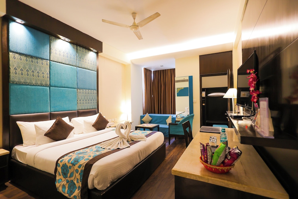 Royal Club room - Photo 4