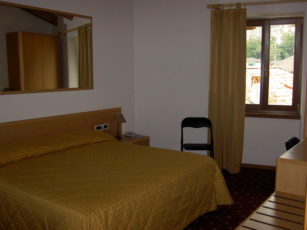 Comfort Double or Twin Room