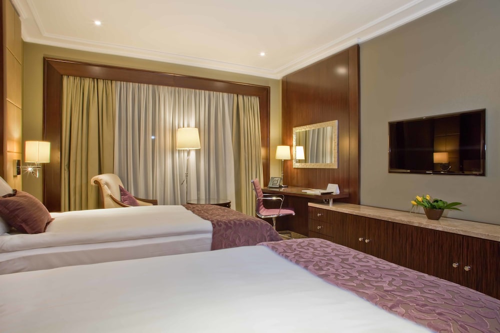 Premium Twin Room, 2 Twin Beds photo 3