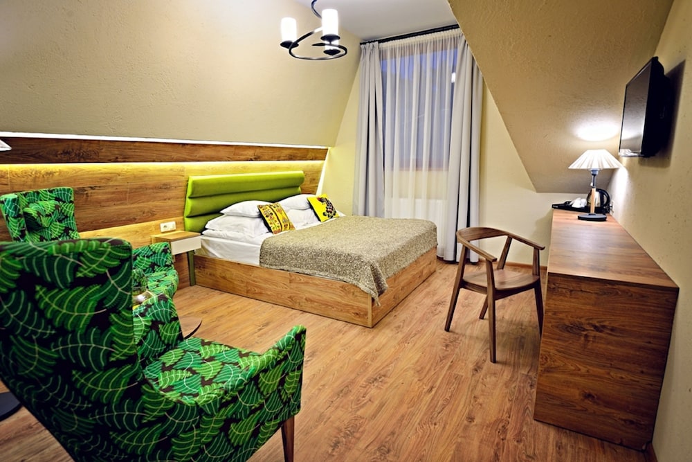 Standard Double or Twin Room photo 3