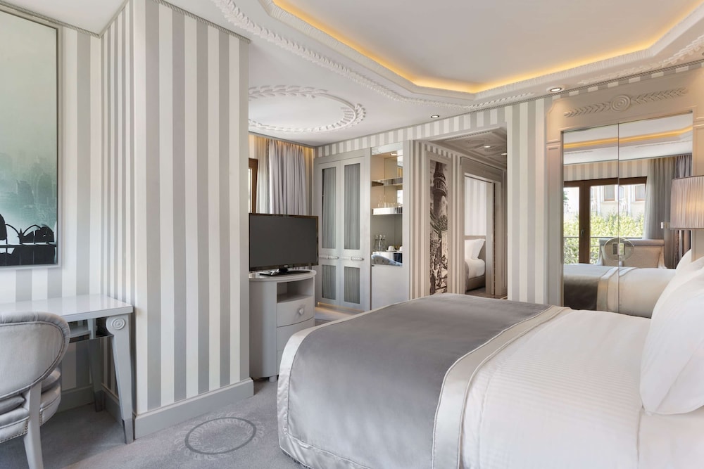 Family Suite, 1 King Bed