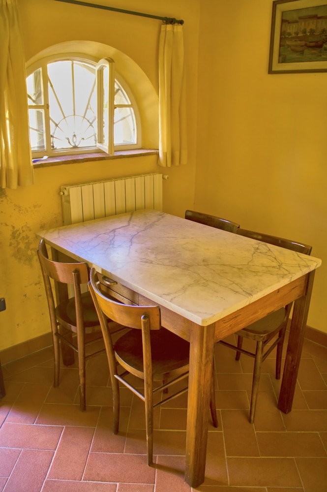 Apartment, 1 Bedroom, Ground Floor photo 3