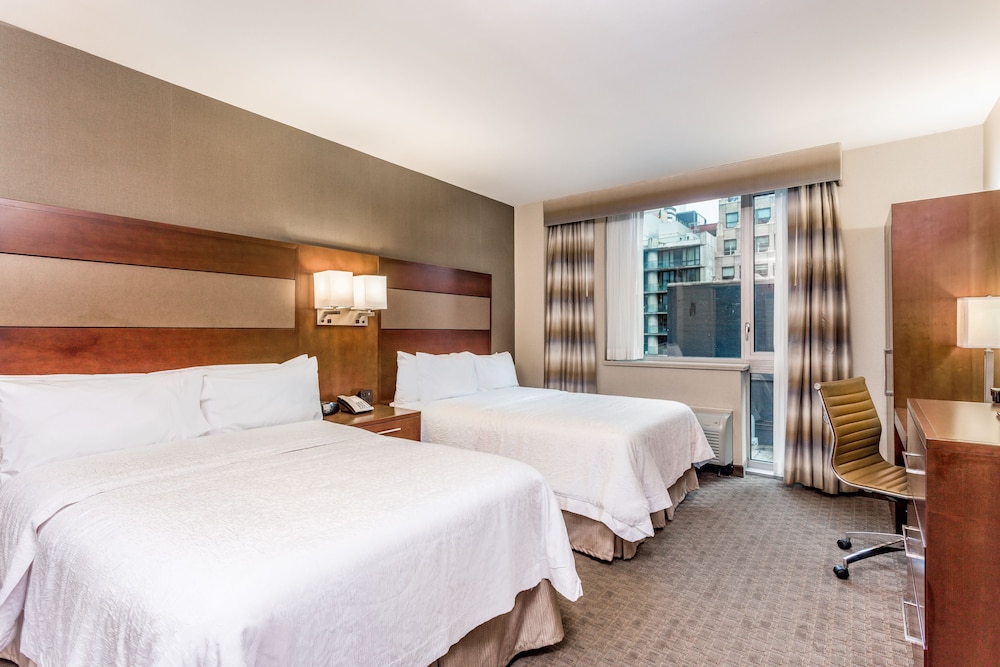 Room, 2 Double Beds, Accessible, City View (Roll-In Show)
